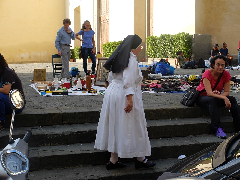 Nun in Florence | Girl in Florence Blog  @girlinflorence