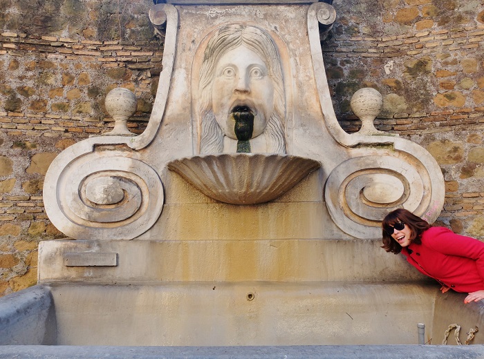 Fontana del Mascherone di Via Giulia