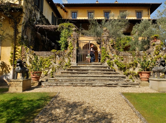 Sting s Tuscan Paradise Villa Il Palagio Girl in Florence