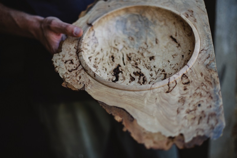 Giorgio, artisan wood-turner, photo credit: Maria of EaTravel 