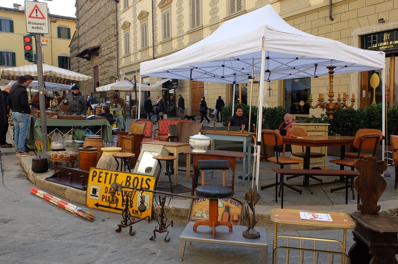 Arezzo Antique Fair - Tuscany- Photo credit: Georgette Jupe 