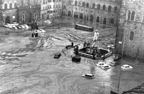 alluvione_di_firenze_19661-e1383577761920