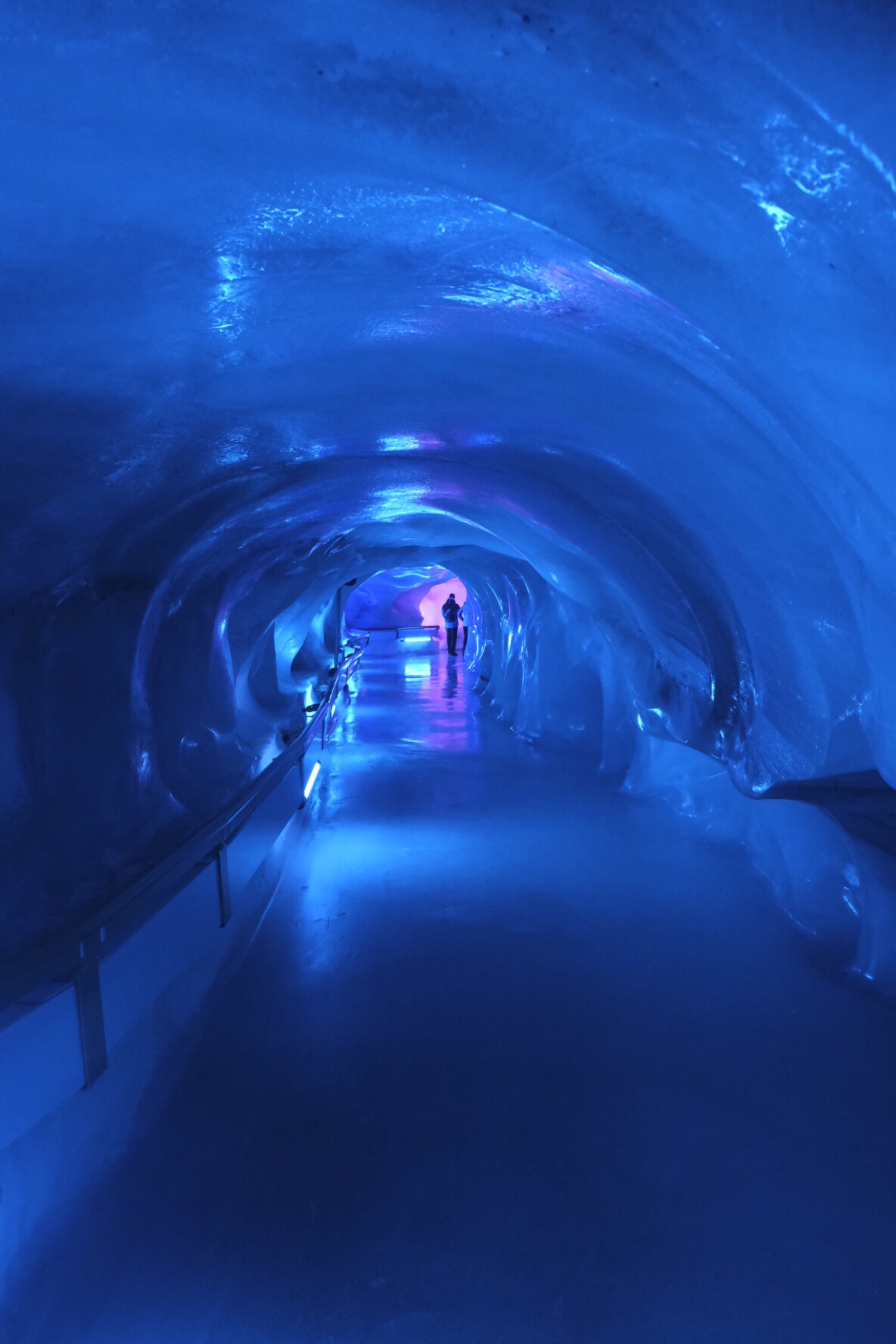 engelberg-switzerland-titlis-glacier-cave-inside