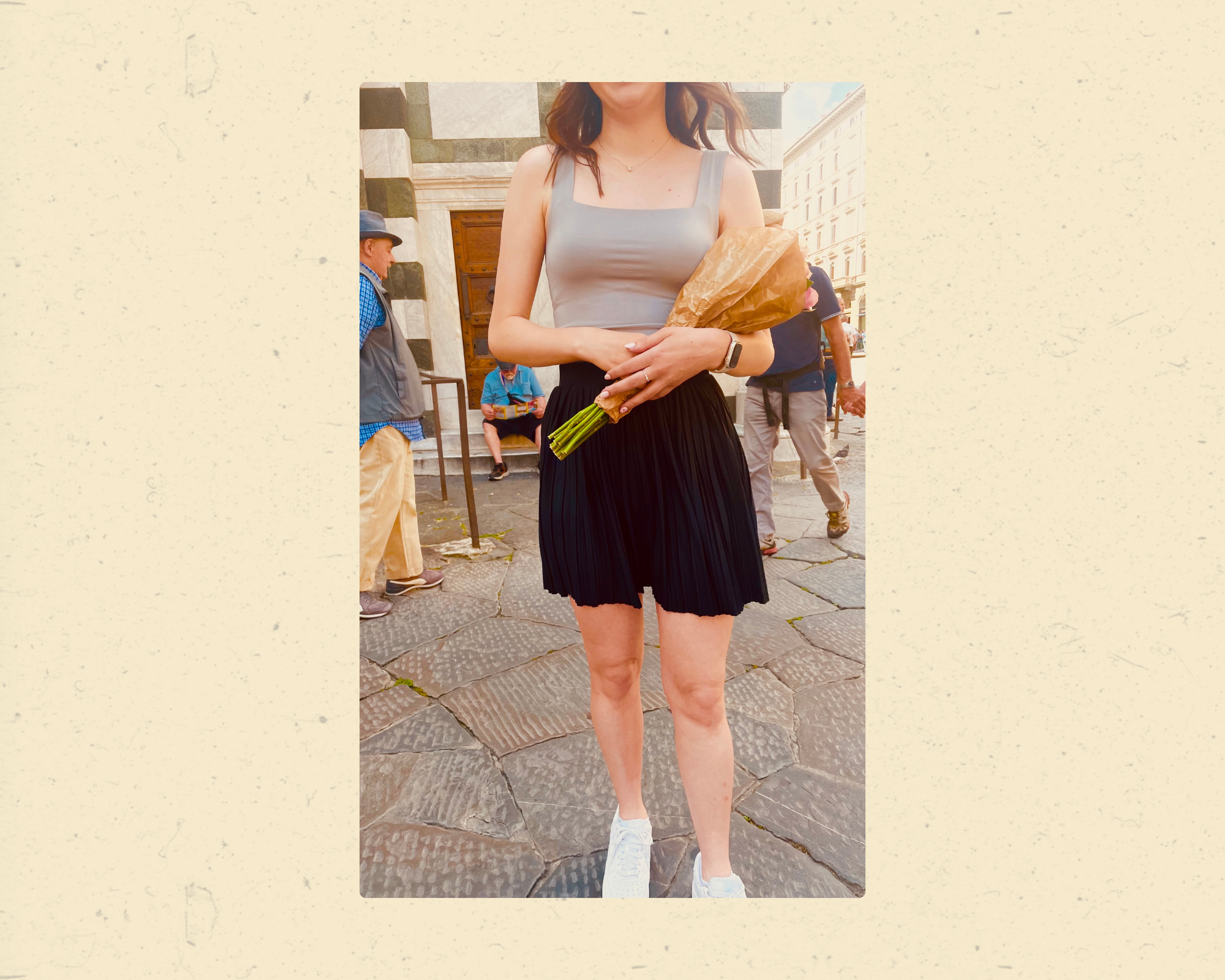 What is your favourite summer outfit? 👗🩳🧢 . . . . . . . . . . . . . . .  . . . . #learnitalian #learningitalian #studyitalian #sp